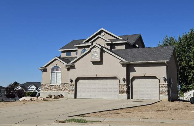 1193 North 1285 West Gallery 1