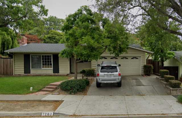 1293 Fernwood Drive, San Luis Obispo - 1293 Fernwood Drive, San Luis Obispo, CA 93401 1293 Fernwood Drive, San Luis Obispo - 1293 Fernwood Drive, San Luis Obispo, CA 93401