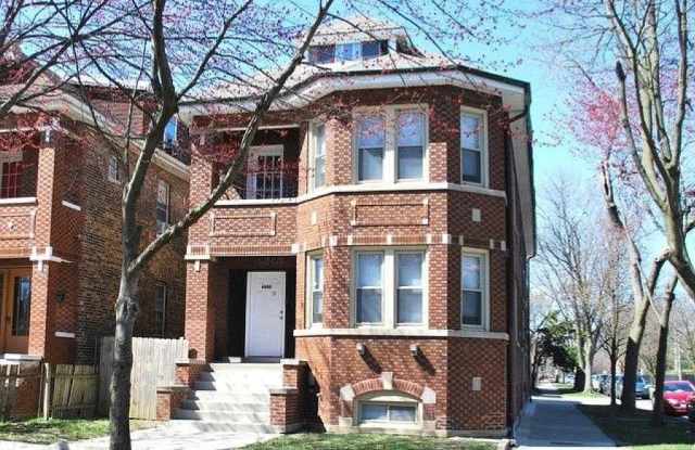 6800 S Rockwell St Apt 2R photos photos