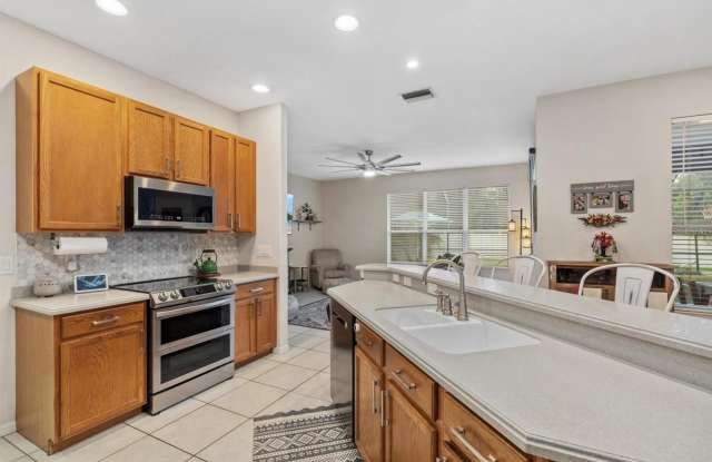 1602 PINYON PINE Drive Gallery 2