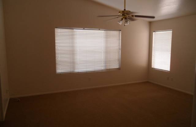 10450 E RAINTREE Drive Gallery 3