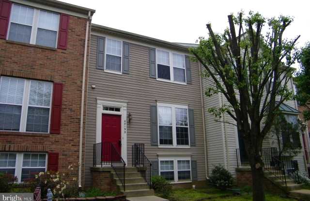 43195 KATAMA SQUARE - 43195 Katama Square, South Riding, VA 20152
