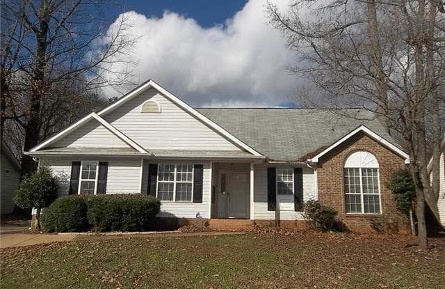 6007 Country Walk Drive - 6007 Country Walk Drive, Charlotte, NC 28212