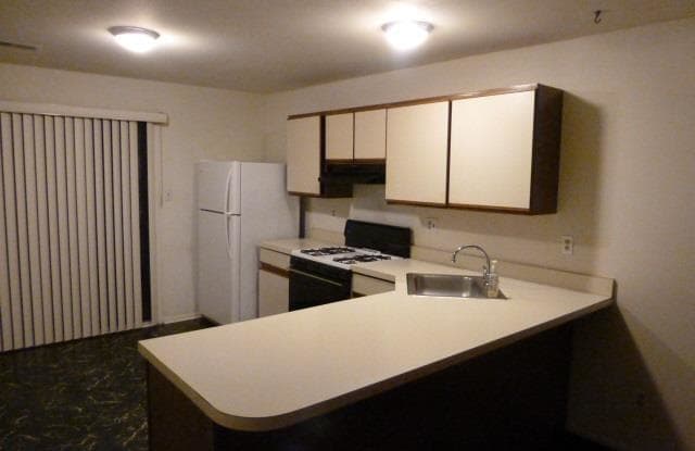 4548 CONCORD PLACE Gallery 2