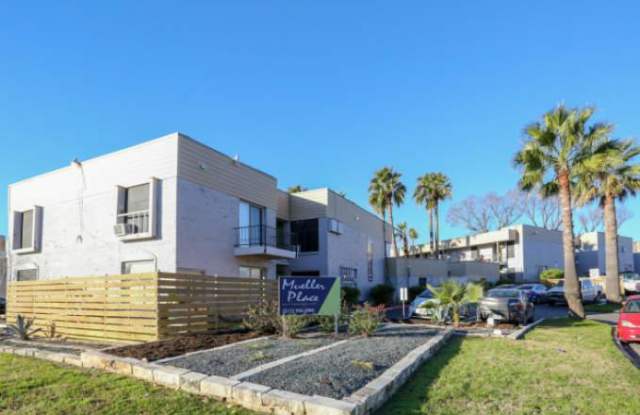 5864 Wellington Dr Gallery 3