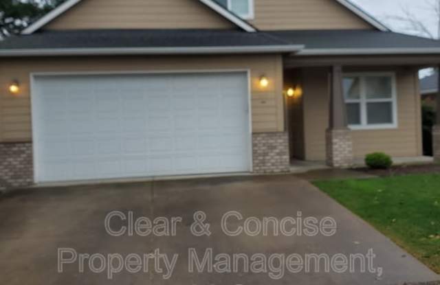 920 Arcadia Drive - 920 Arcadia Drive, Eugene, OR 97401