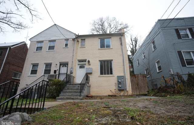 222 MALCOLM X AVENUE SE photos photos