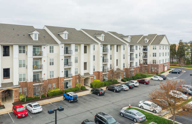 Commons on Potomac Square photos photos