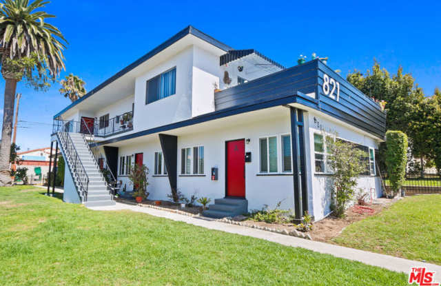 821 Maple St photos photos