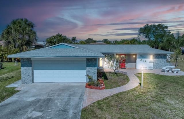 313 SHORE ROAD - 313 Shore Road, Laurel, FL 34275