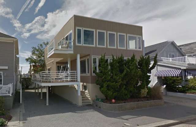 104 S Avolyn Ave photos photos