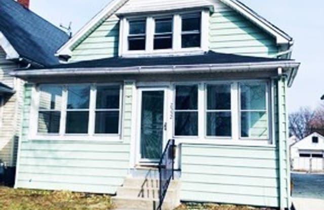 2552 Foraker - 2552 Foraker Avenue, Toledo, OH 43609