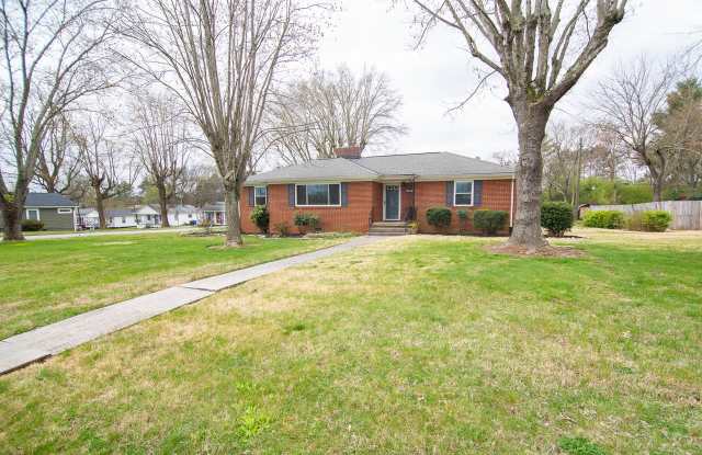 1709 Maury Street - 1709 Maury Street, Alcoa, TN 37701