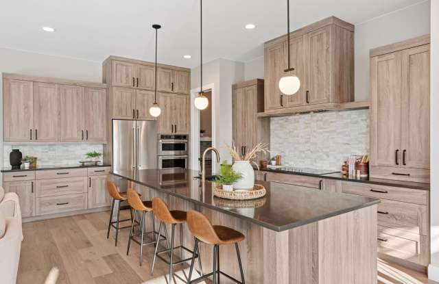 New Charming Berthoud Home with Modern Comfort | 4-Weeks Free! photos photos