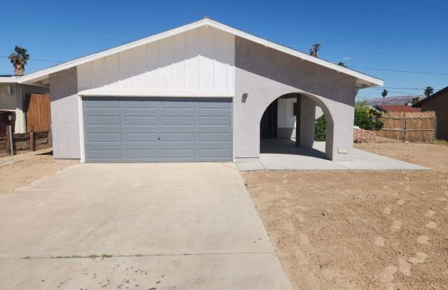 Newly Remodeled Two Bedroom Two Bath Home In Chocolate Drop photos photos
