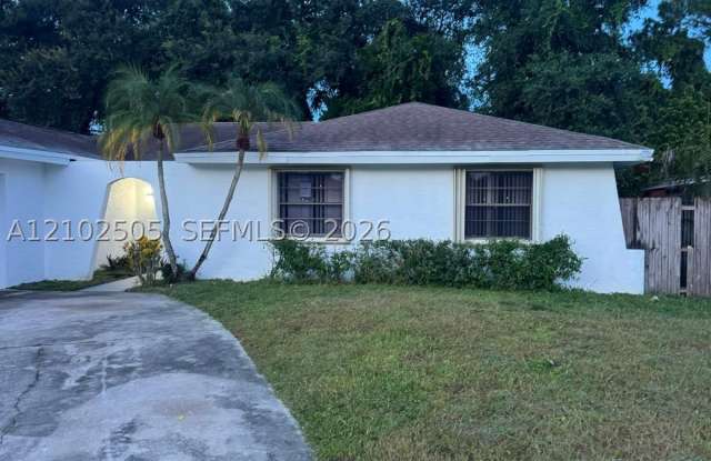 844 Ryanwood Dr Gallery 3