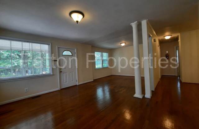 923 Huntington Ave. Gallery 3