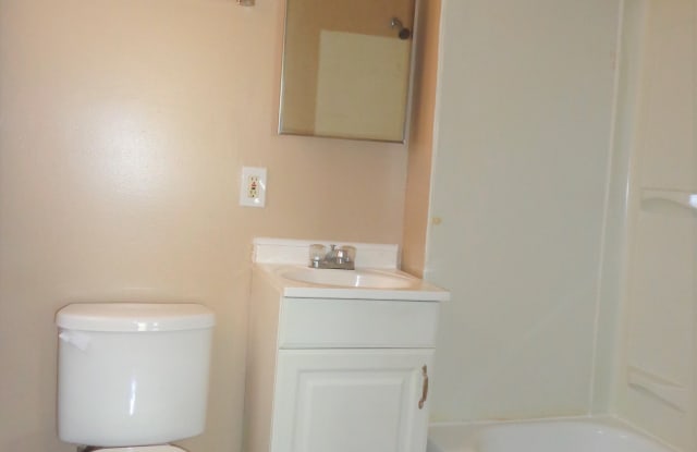 3728 Wisconsin Ave - 3728 Wisconsin Avenue, St. Louis, MO 63118