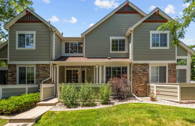 Beautiful 2 Bed 2.5 Bath Townhouse in SE Fort Collins! photos photos