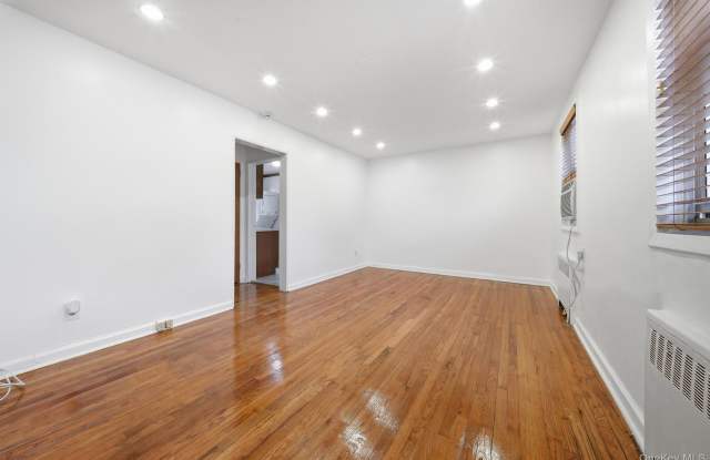 131-45 234th Street Gallery 2