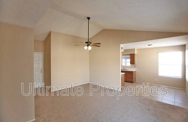 6938 W Cochise Dr Gallery 3