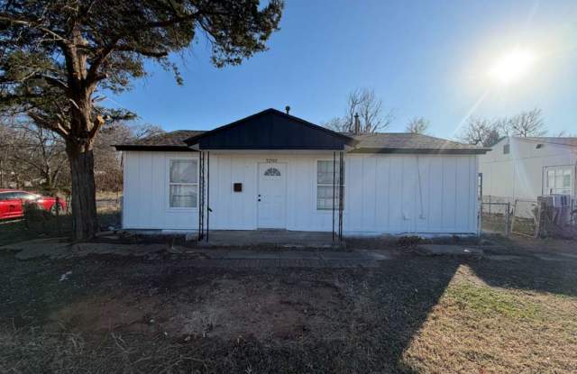 3200 SW 44th St photos photos 3200 SW 44th St photos photos