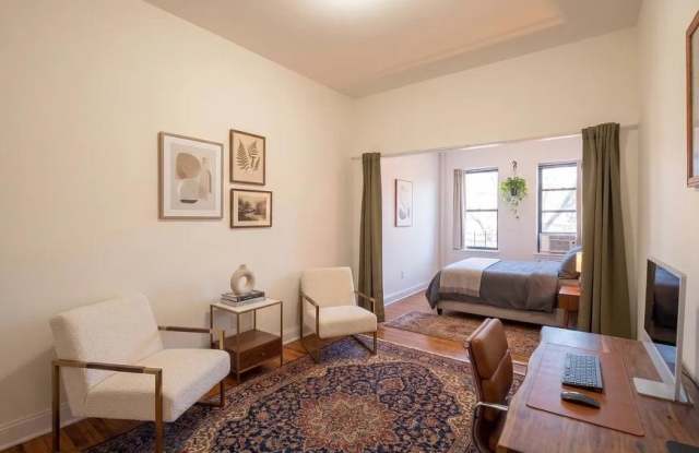 185 Fourth Avenue Gallery 1