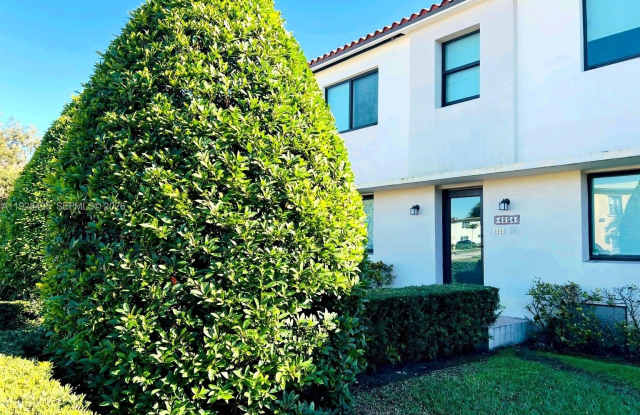 4204 SW 14 St - 4204 Southwest 14th Street, Miami-Dade County, FL 33134