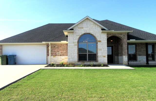COLLINGVILLE BEAUTY FOR LEASE! Beautiful neighborhood in a small town with lots of personality. photos photos
