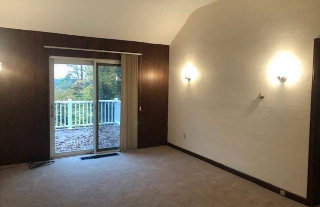 501 N RIDGE ROAD Gallery 2
