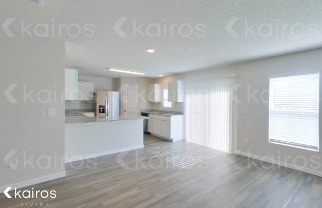 6294 N Hobson Terrace Gallery 4