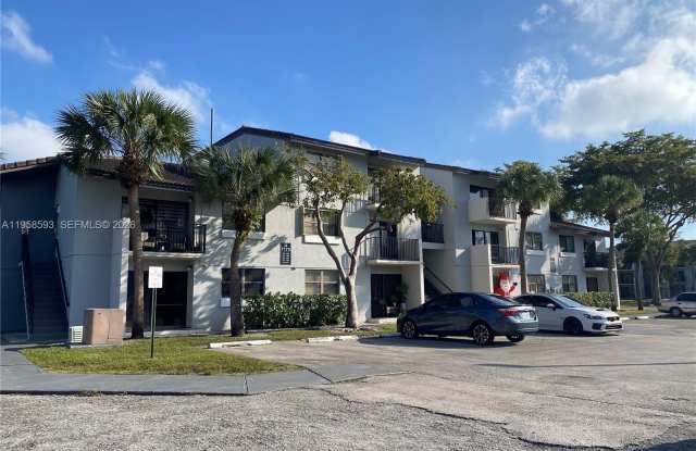 7175 NW 179th St photos photos