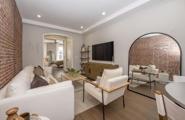 1114 HUDSON ST photos photos