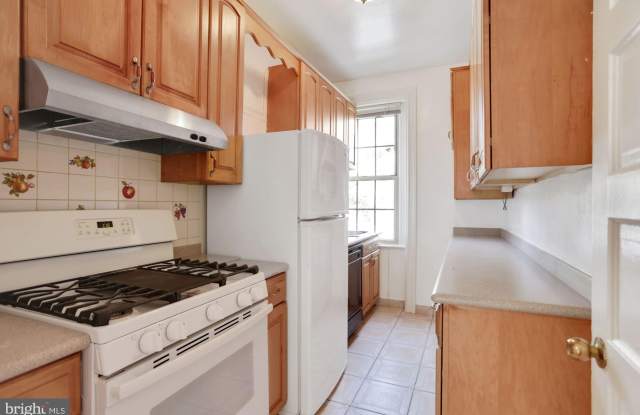 2854 CONNECTICUT Avenue NW Gallery 4