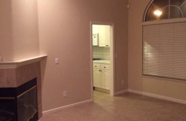 3309 Willowbrook Circle Gallery 4