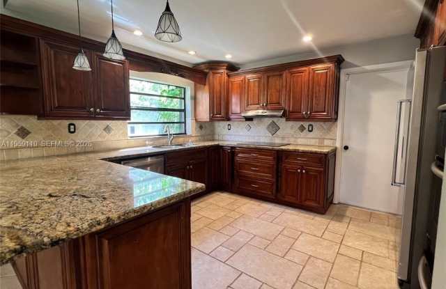 15501 Dover Ct photos photos