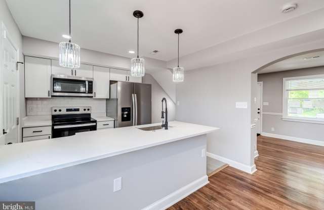 1902 GOOD HOPE Road SE - 1902 Good Hope Court Southeast, Washington, DC 20020