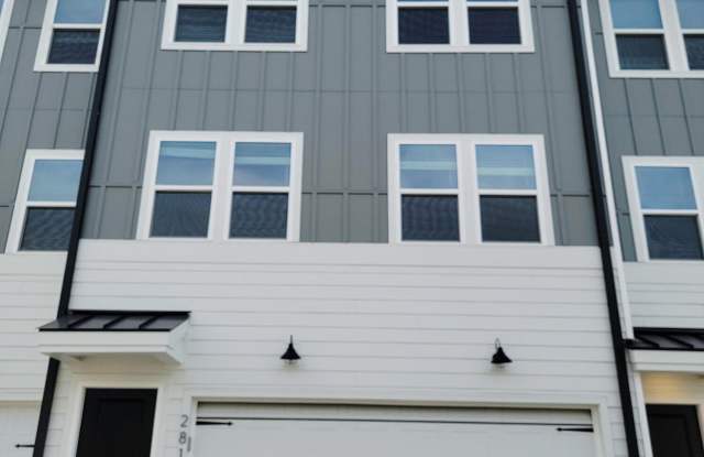 2810 Farmhouse Drive - 2810 Farmhouse Drive, Wake County, NC 27502 2810 Farmhouse Drive - 2810 Farmhouse Drive, Wake County, NC 27502