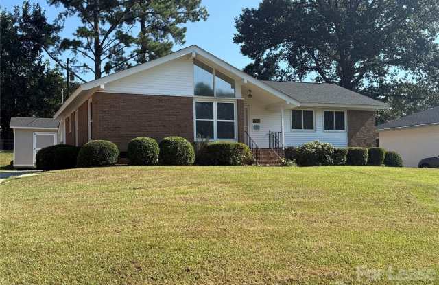 1627 Paddock Circle Gallery 1