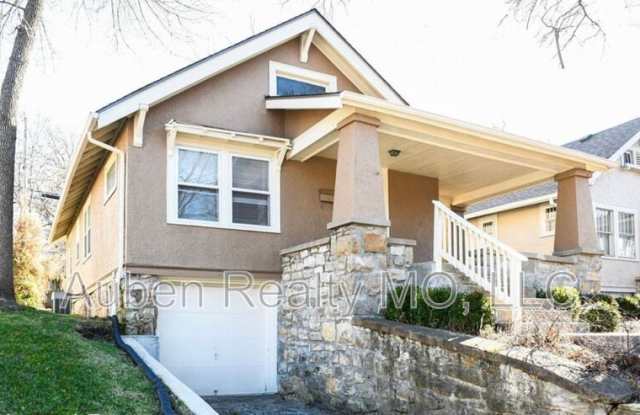 5425 Charlotte St. - 5425 Charlotte Street, Kansas City, MO 64110