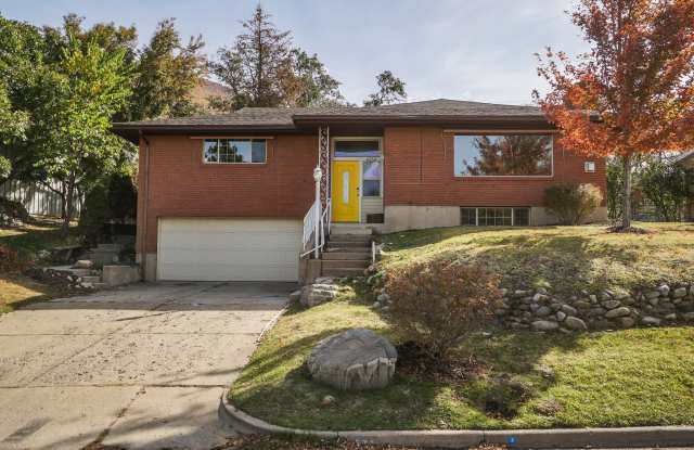 4250 Edgehill Dr photos photos