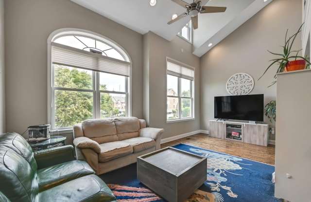 172 PRICE CT Gallery 1