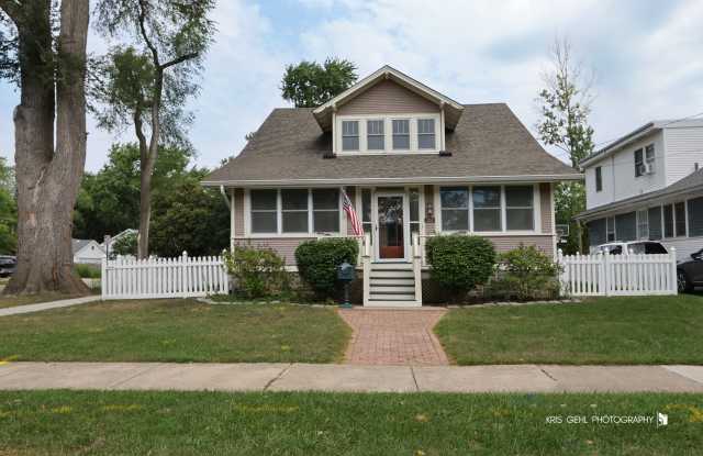 324 W Slade Street photos photos