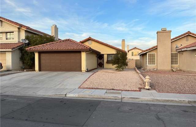 7652 Kalmalii Avenue photos photos