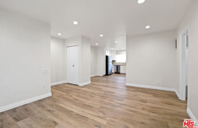 1850 W Greenleaf Ave - 1850 West Greenleaf Avenue, Anaheim, CA 92801