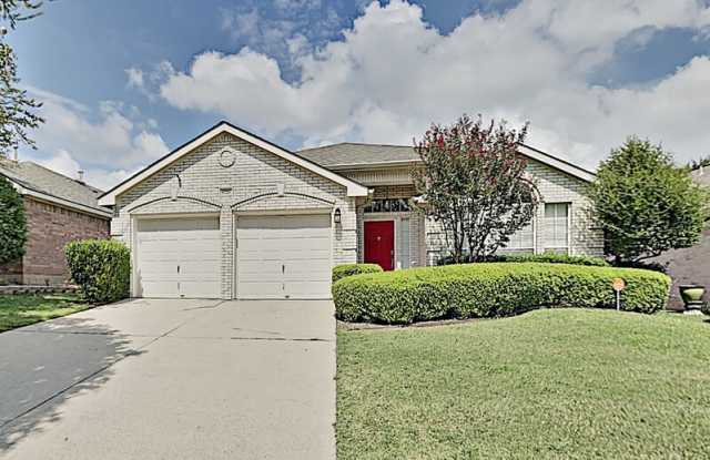 6728 Day Dr - 6728 Day Drive, Fort Worth, TX 76132