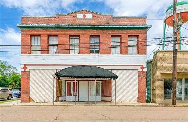 302 E RAILROAD Avenue photos photos
