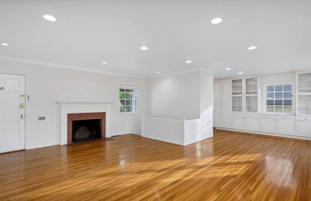 Beautiful Pasadena Hilltop Home Gallery 4