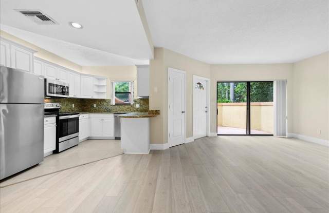 41 Uno Lago Drive photos photos