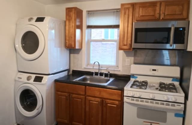 916 Fox Chase Rd 1 - 916 Fox Chase Road, Rockledge, PA 19046